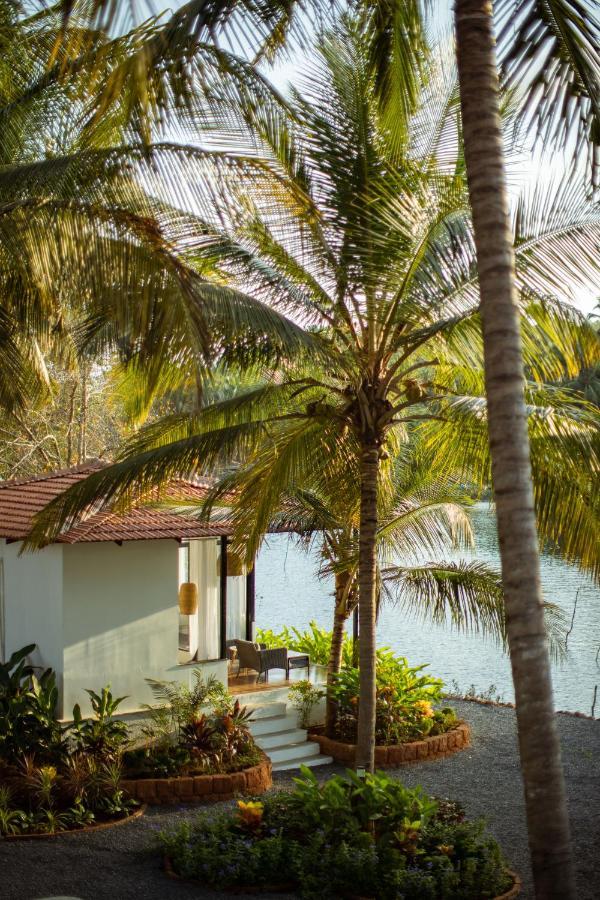 Pont Bleu Suites Riverside & Pool Canacona Exterior foto
