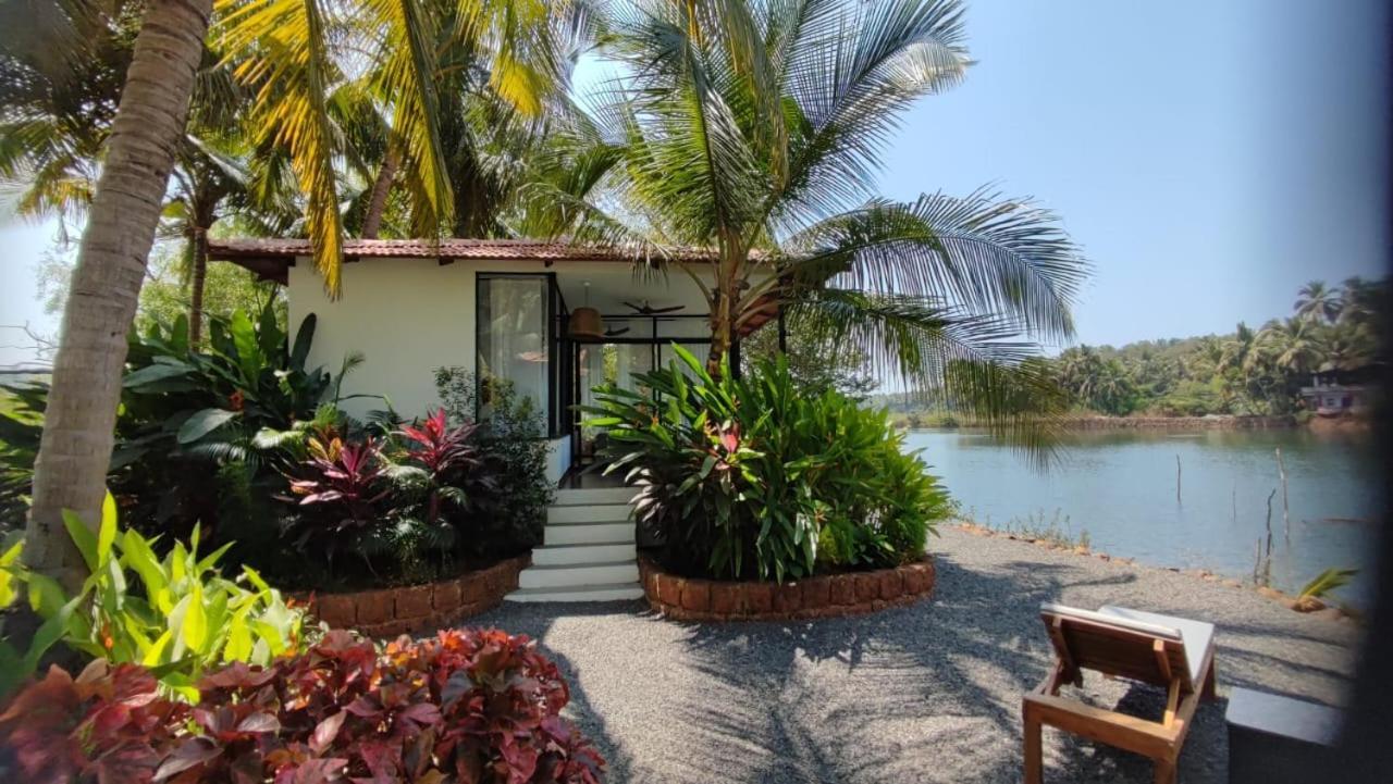 Pont Bleu Suites Riverside & Pool Canacona Exterior foto